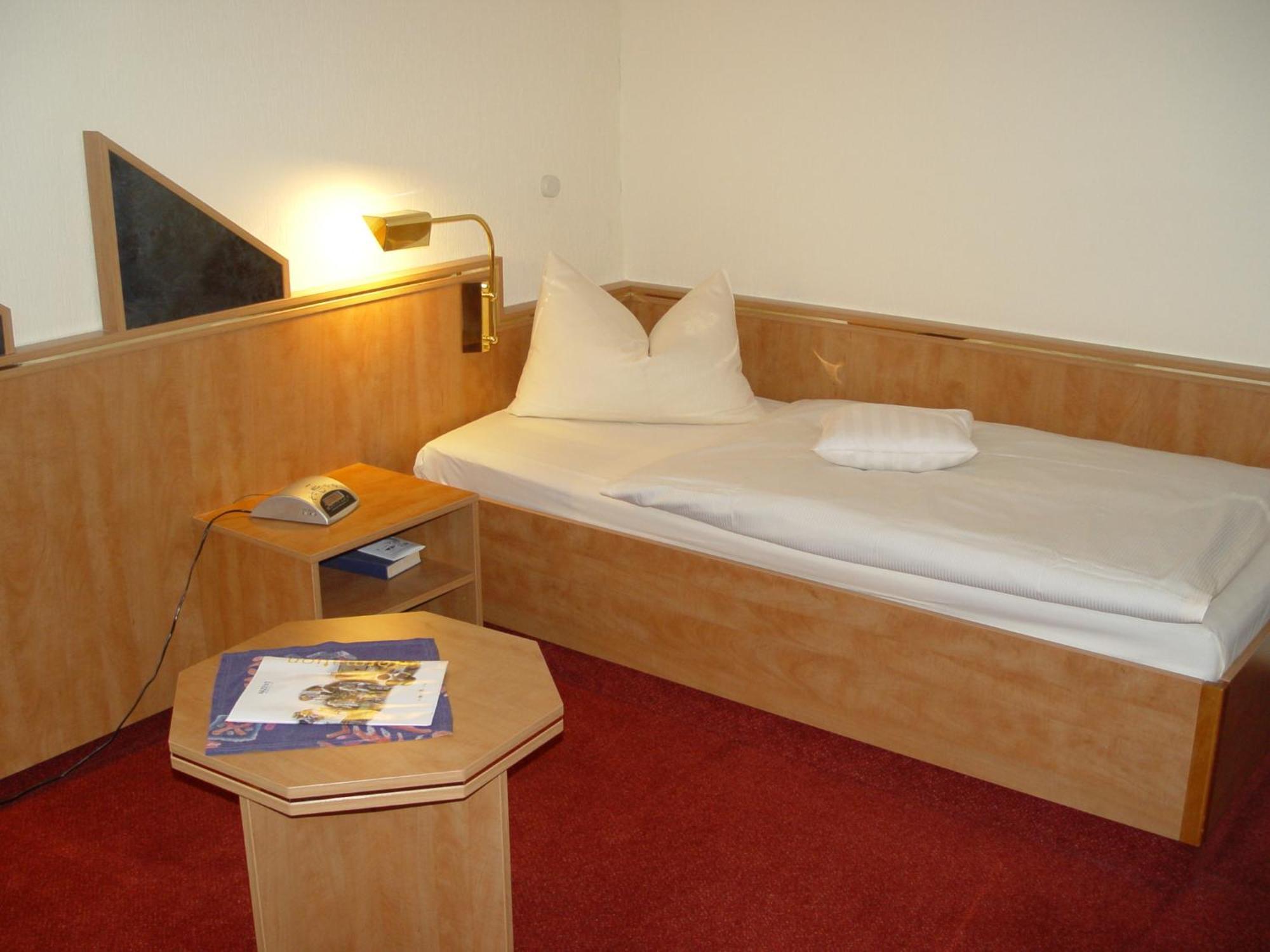 Hotel Reinhold Gummersbach Eksteriør billede